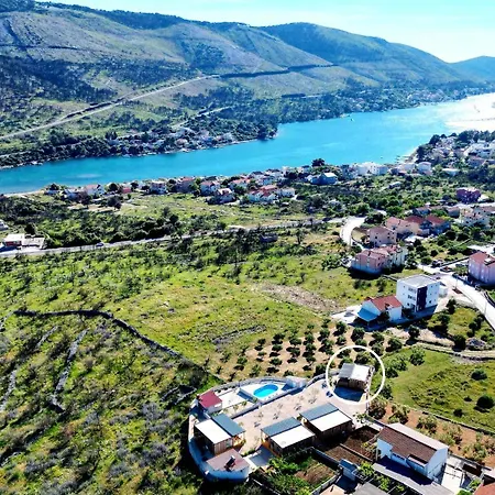 Camp Ante-gojko Aldeamento Turístico